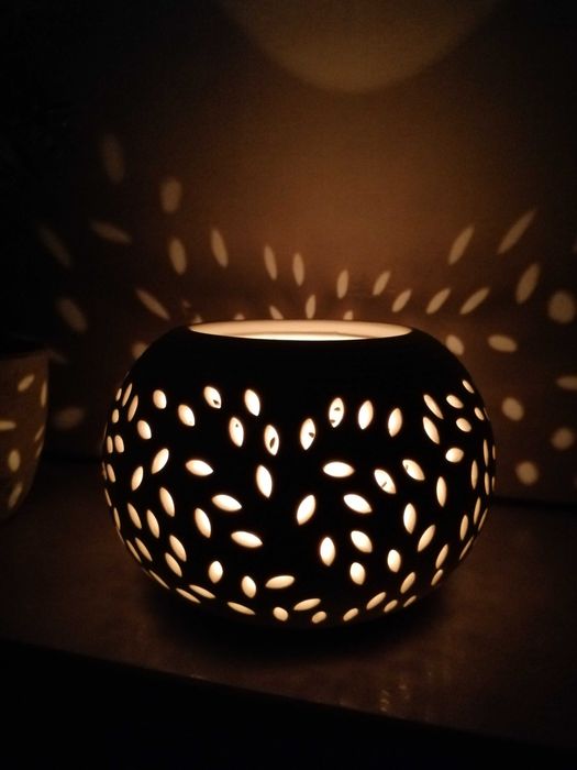 Ażurowy ceramiczny klosz / świecznik