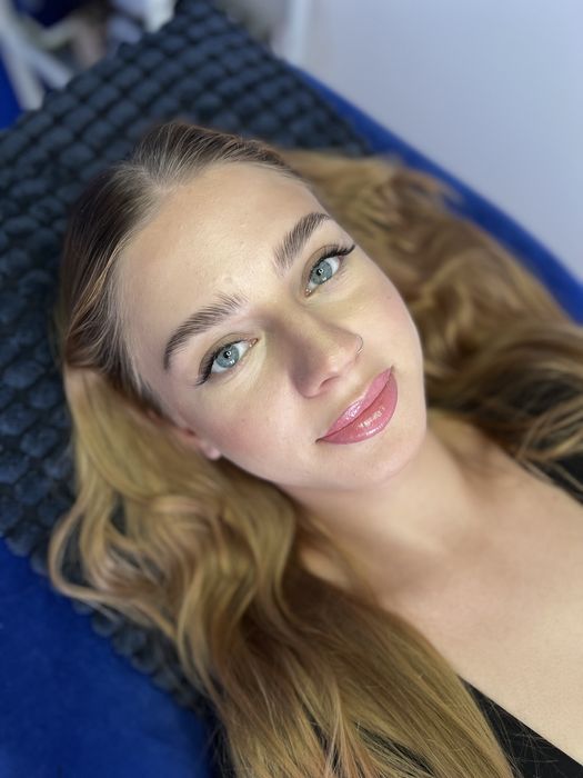 Makijaż permanentny Przedłurzanie rzęs Henna Make up Masaż Zabiegi