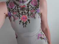 Lace & Beads S sukienka kwiaty szara