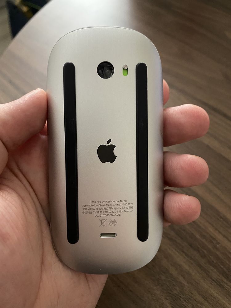 Apple Magic Mouse 2