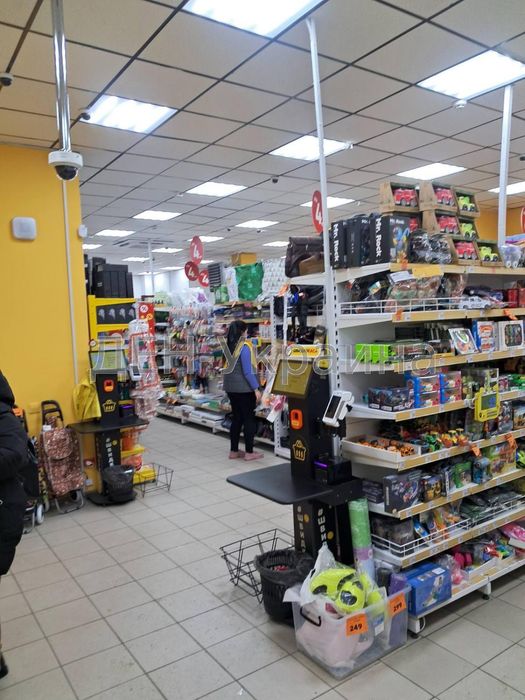 Без комісії! Оренда магазину 209 кв.м фасад, вул Героїв Дніпра Оболонь