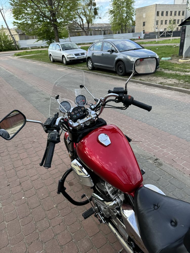 Honda Shadow VT700C