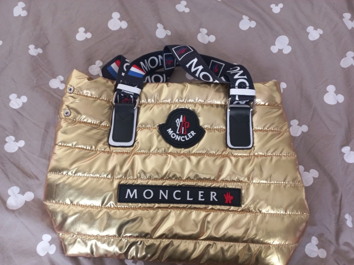 Moncler złota pikowana torba NOWA