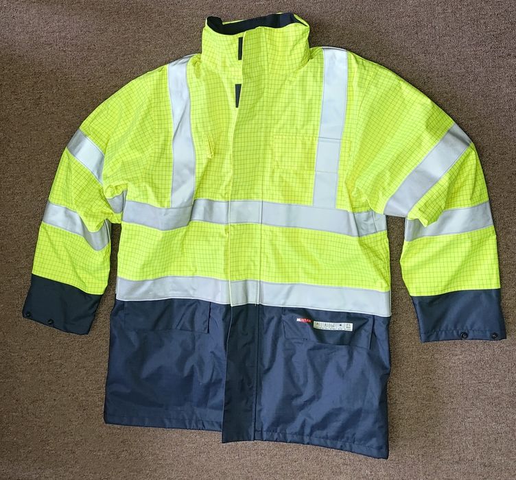 MyWear ProtecWork Mulitinorm M zimowa wodoodporna trudnopalna kurtka