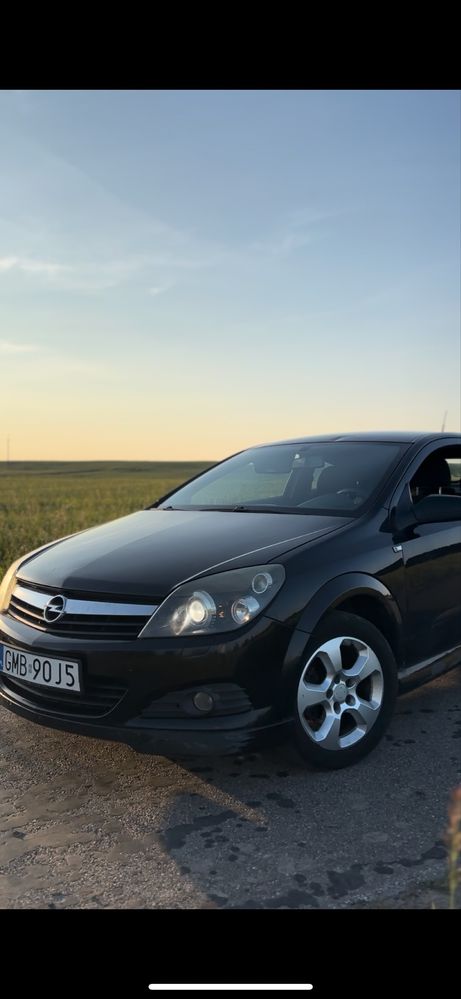 Opel astra h gtc 1.8