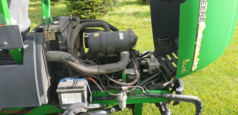 Kosiarka wrzecionowa John Deere 8700, Jacobsen, Toro