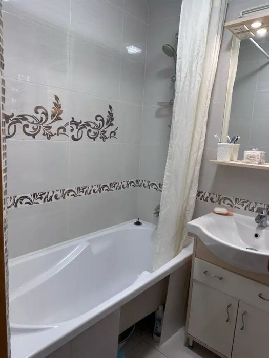 Продам 3-к квартиру Тополя-1 Панікахи Терра