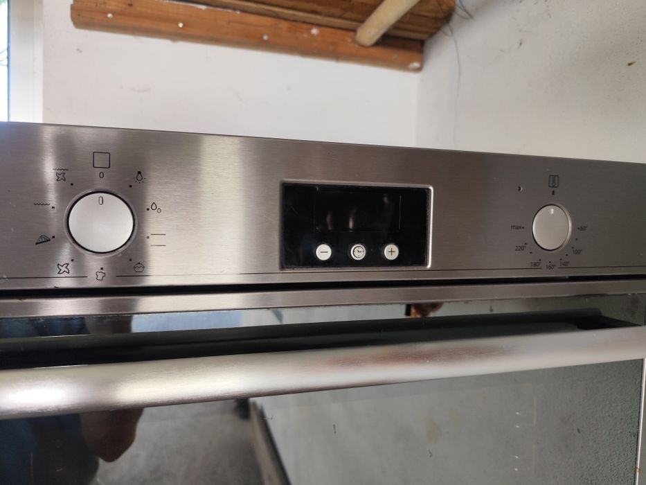 Placa de indução e forno