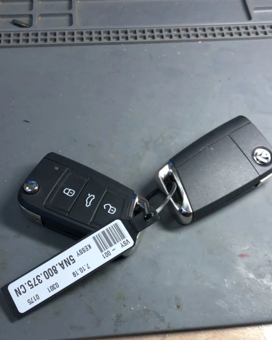 Нарізка Авто-ключів віддалено по-коду,-личинці,-фото ключа,-кар пасу.