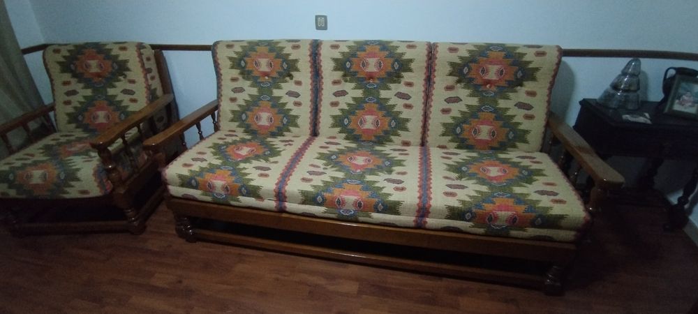 Sofá e maple em bom estado