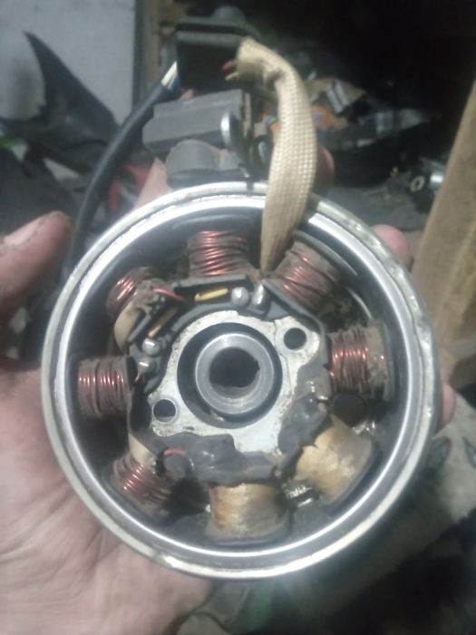 Продам генератор на скутер 4т(вайпер вінд, навігатор,фада тощо)50-80сс