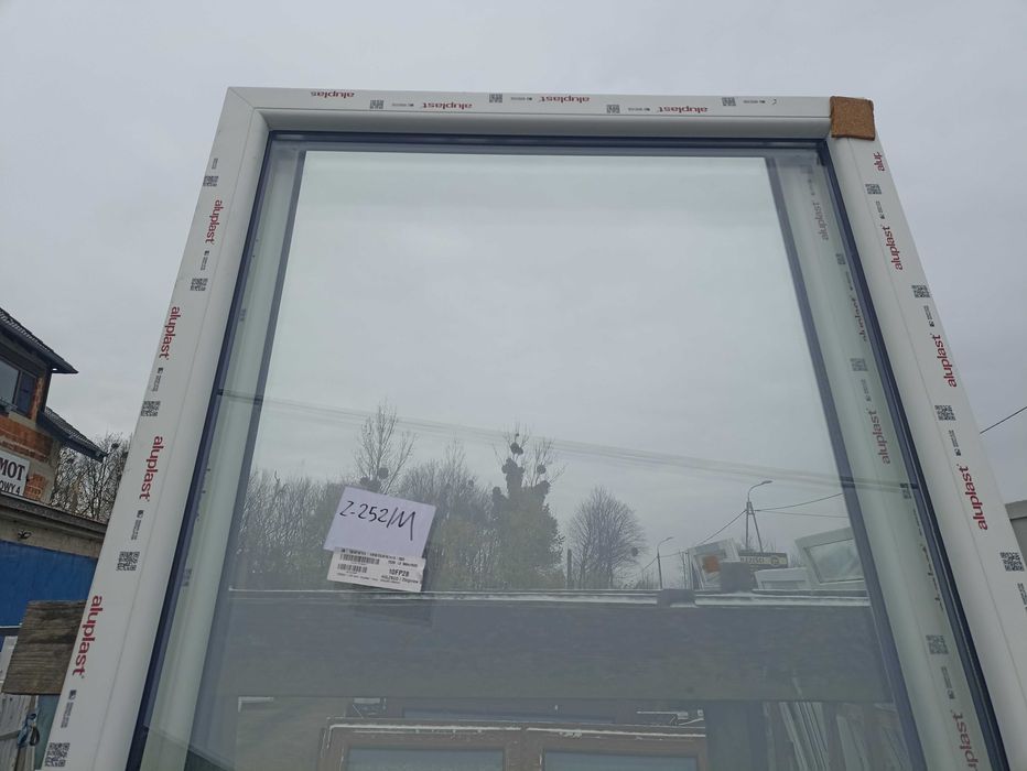 Okno pcv fix 96/252 białe