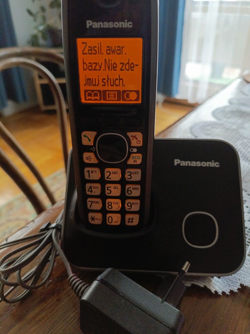 Telefon Panasonic stacjonarny.bezprzewodowy
