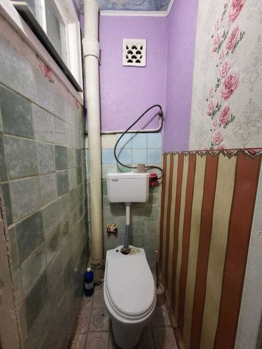 Здається кімната по вул. Любецька 2.