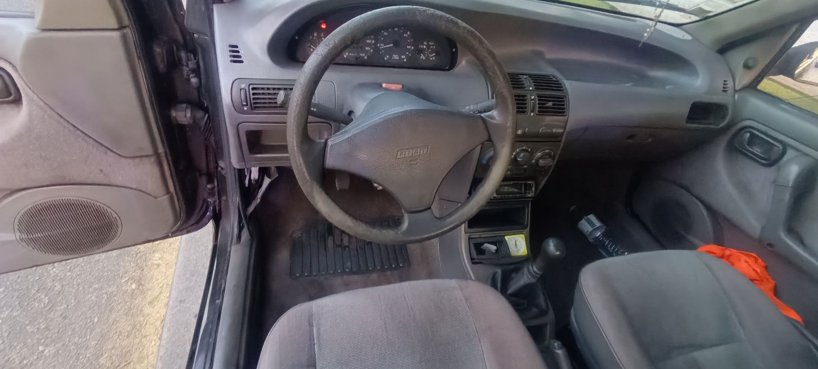 FIAT PUNTO 1.7 TD DIESEL 12/1996 5 lugares