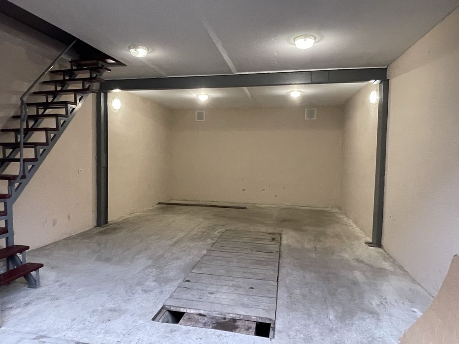 Здам в оренду гараж (2 поверхи, Позняки)