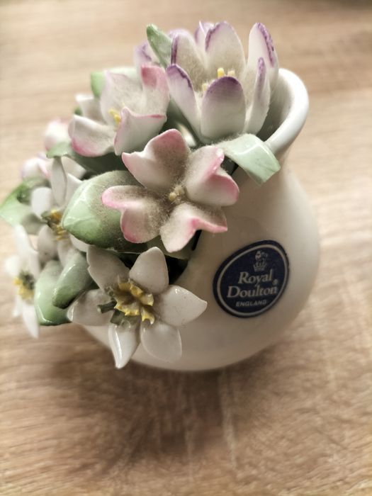 Вінтажна статуетка з костяної порцеляни Royal Doulton