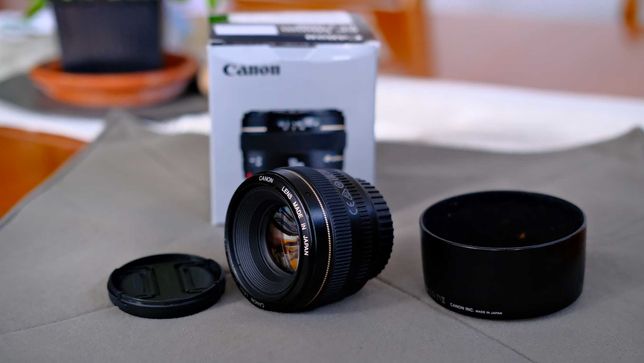 Objetiva Canon EF 50mm f/1.4 USM
