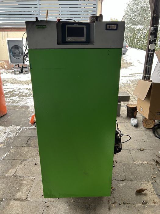 Kompletny piec z podajnikiem SAS 25kw