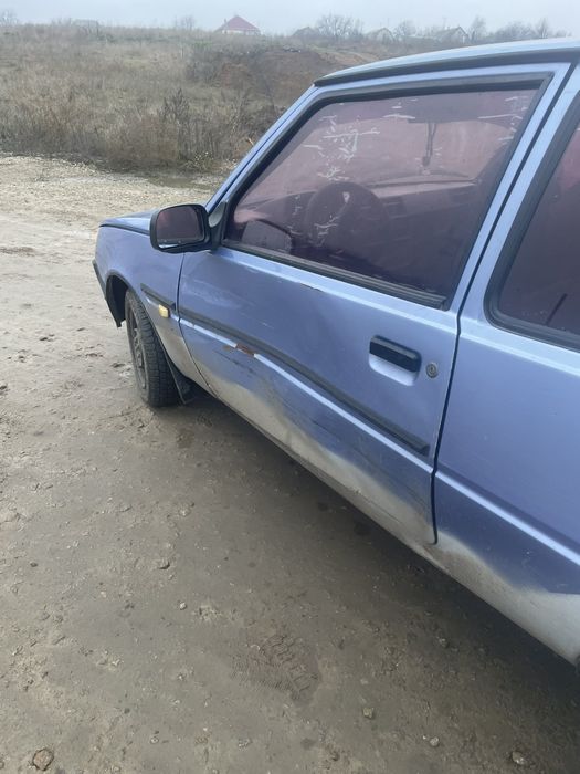 Продам    таврию