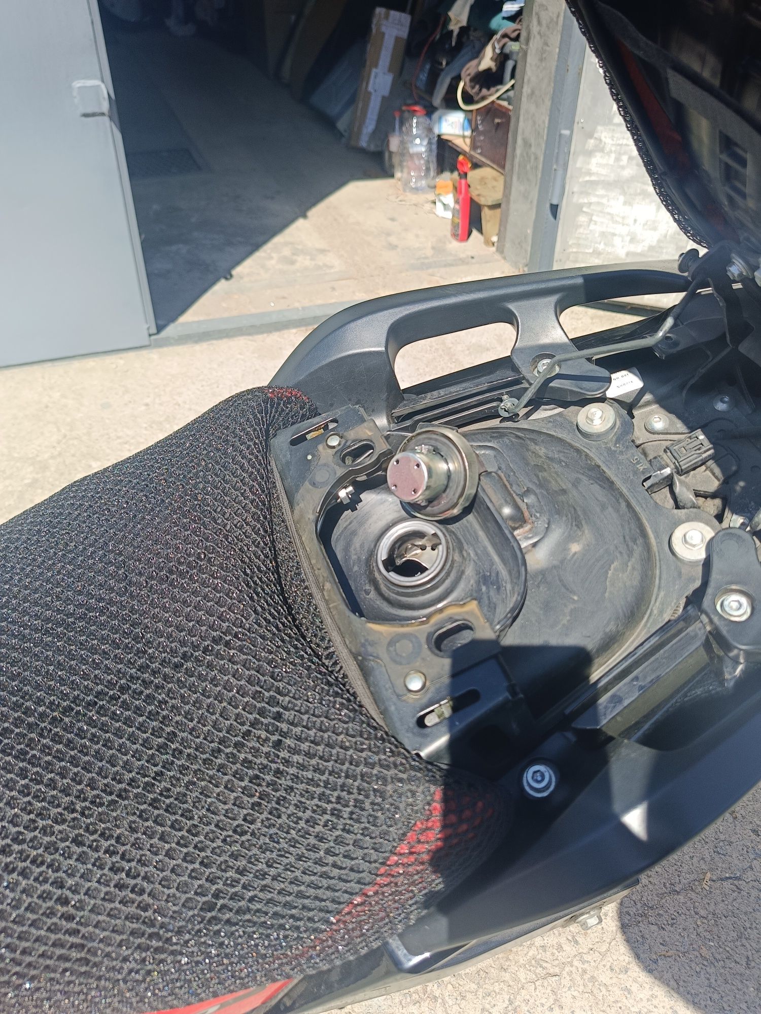 HONDA NC750SD 2016 на роботе

коробкой "робот"