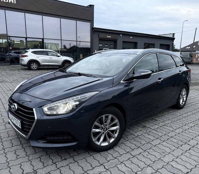 Hyundai I40 1.7 CRDI Xenon Led Panorama Navi Zamiana