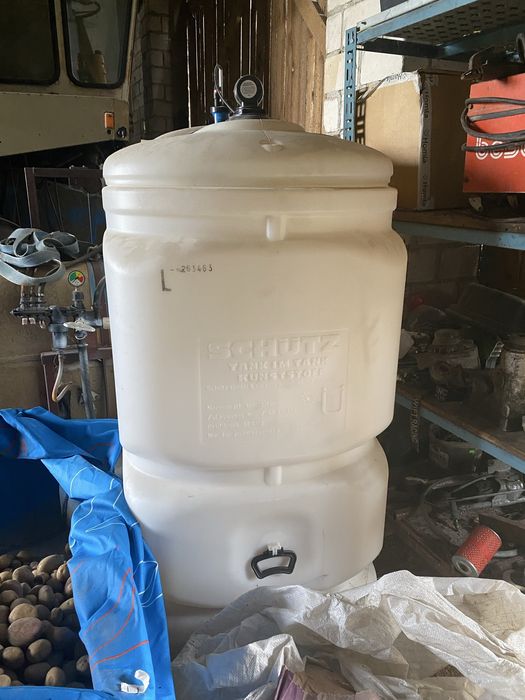 Zbiornik na paliwo schutz 1000 l