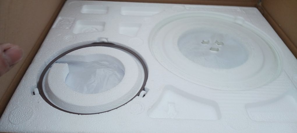 Nowa kuchenka mikrofalowa Toshiba
