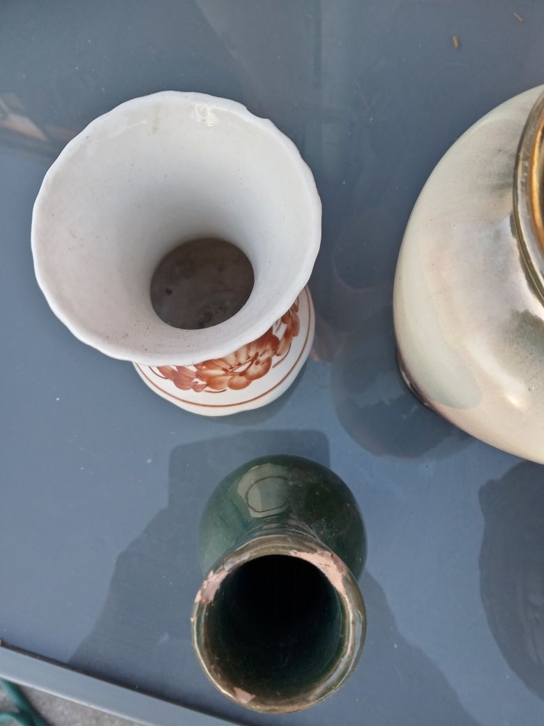 Stare naczynia ceramiczne wazony i inne