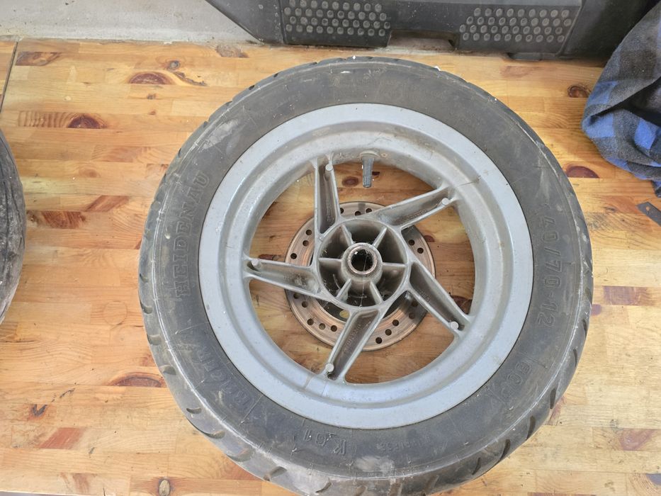 Koło tylnie Aprilia Leonardo 125