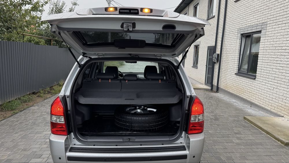 Hyundai Tucson, 2.0 газ/бенз