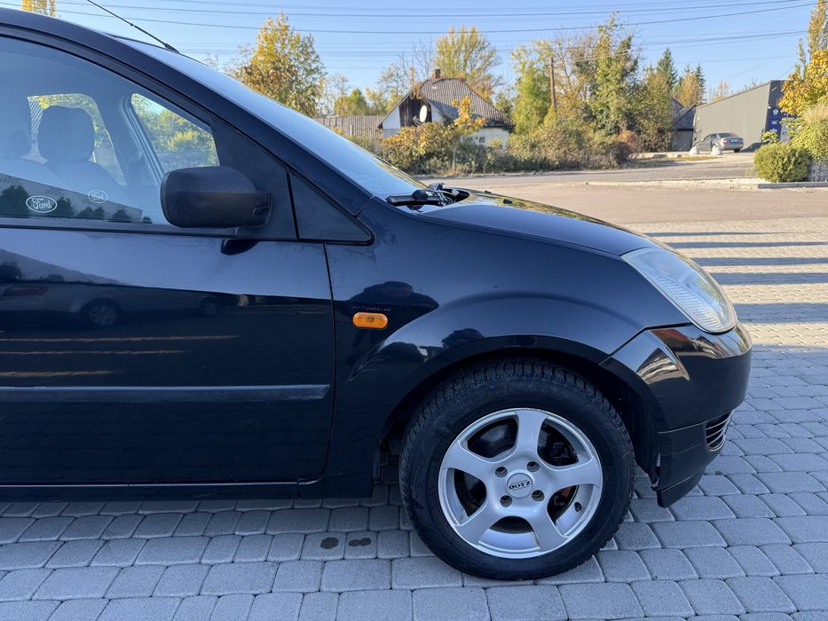 Ford Fiesta 2002 рік 1.4 Бензин Механіка