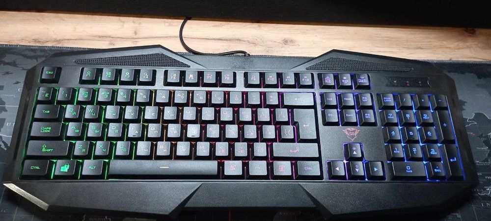Ігрова клавіатура з підсвіткою  • Trust GXT 830 Avonn Gaming Keyboard