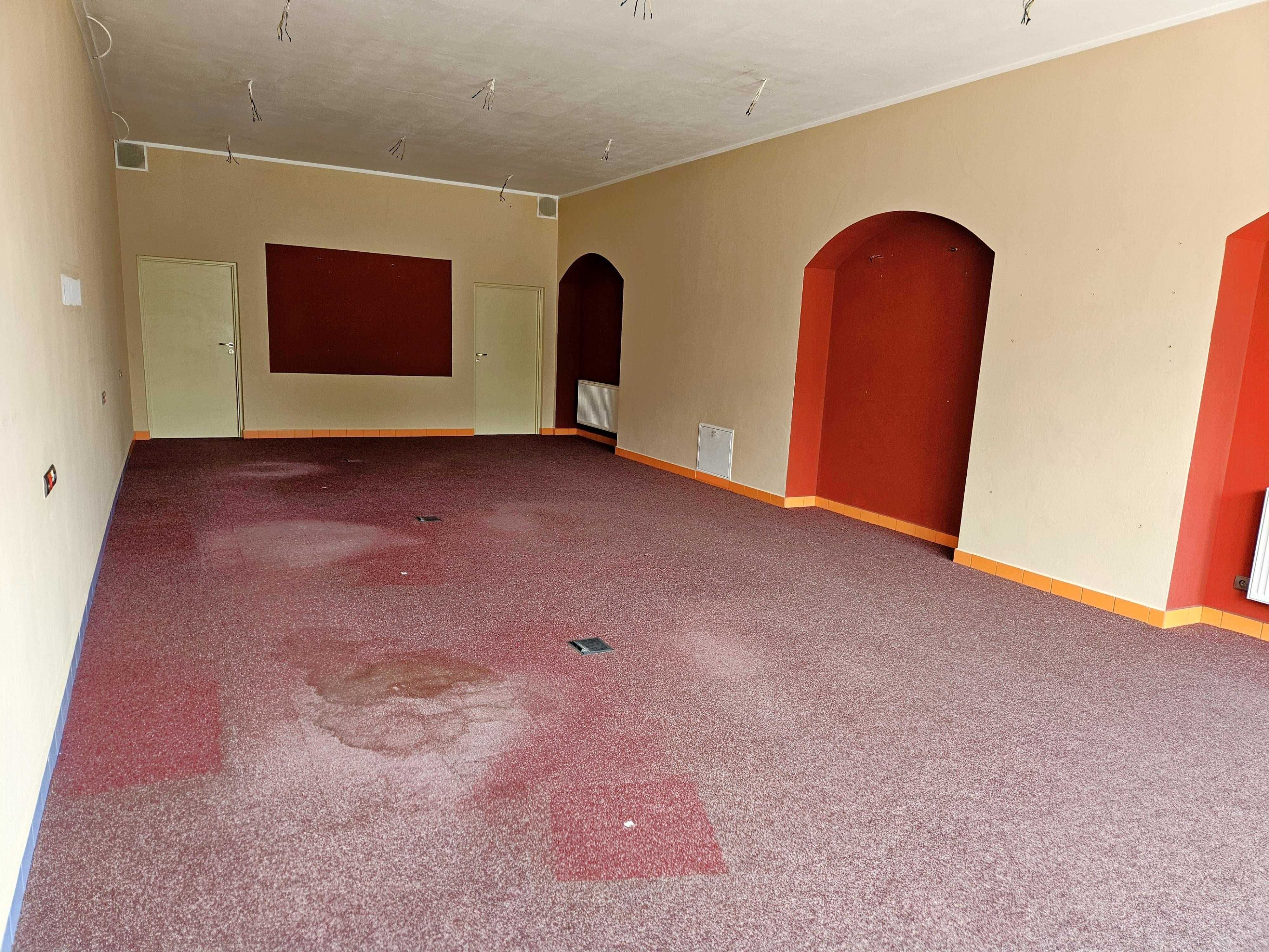 Parter / 90m2 /Plac Wolności / ścisłe centrum