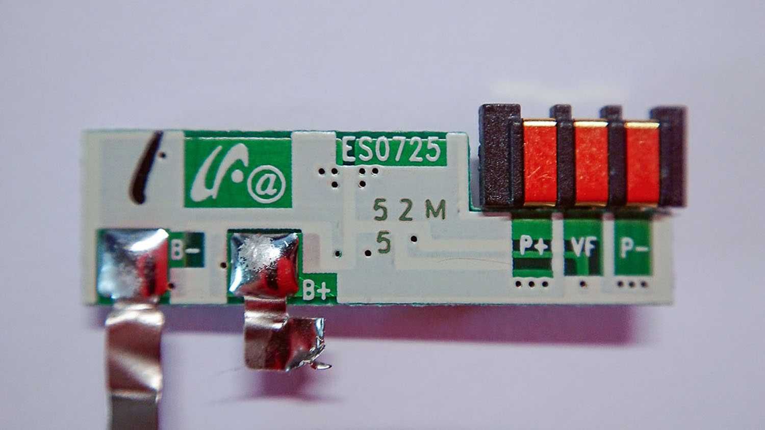 Зарядный контроллер Li-Ion от аккумулятора BST2998TE ES0725
