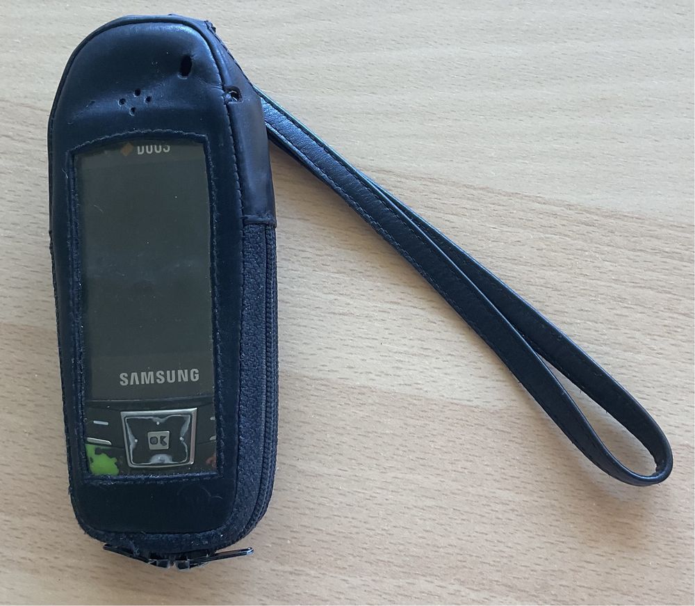 Мобильный телефон Samsung SGH-D880, Кабель зарядка, Чехол для телефона