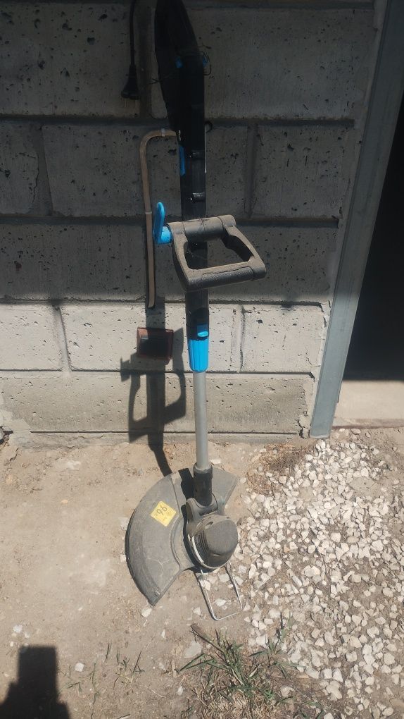 Podkaszarka elektryczna
