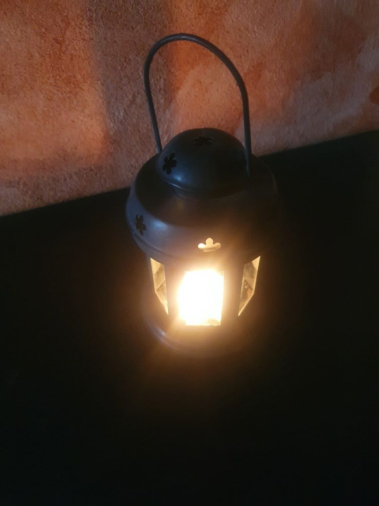Lampion szklanometalowy 26 cm. wys.