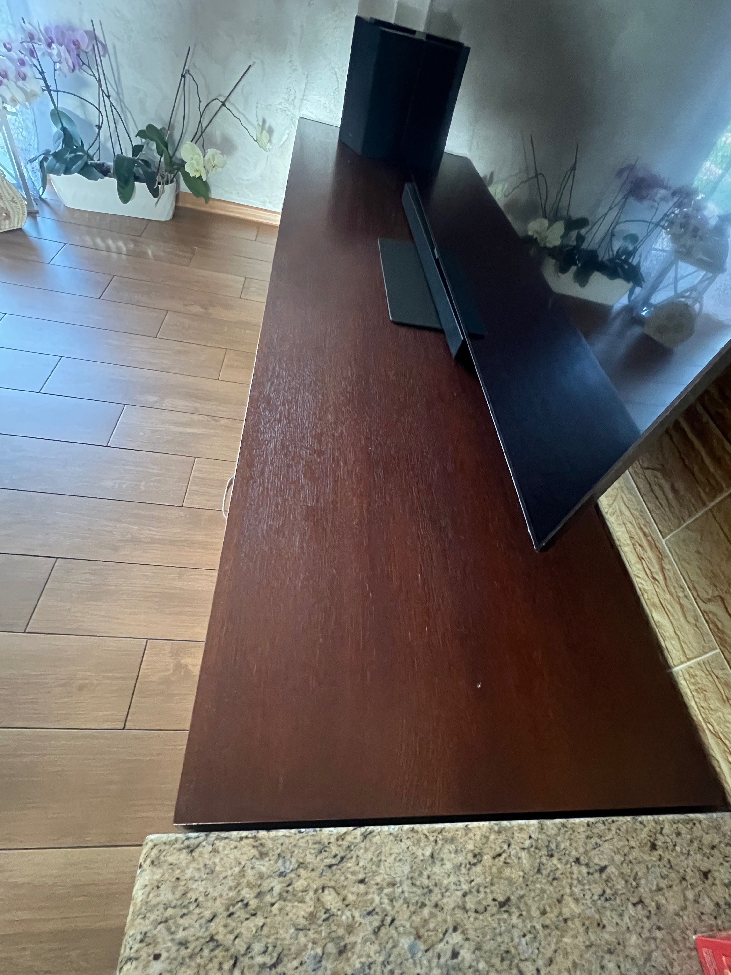 Szafka pod telewizor