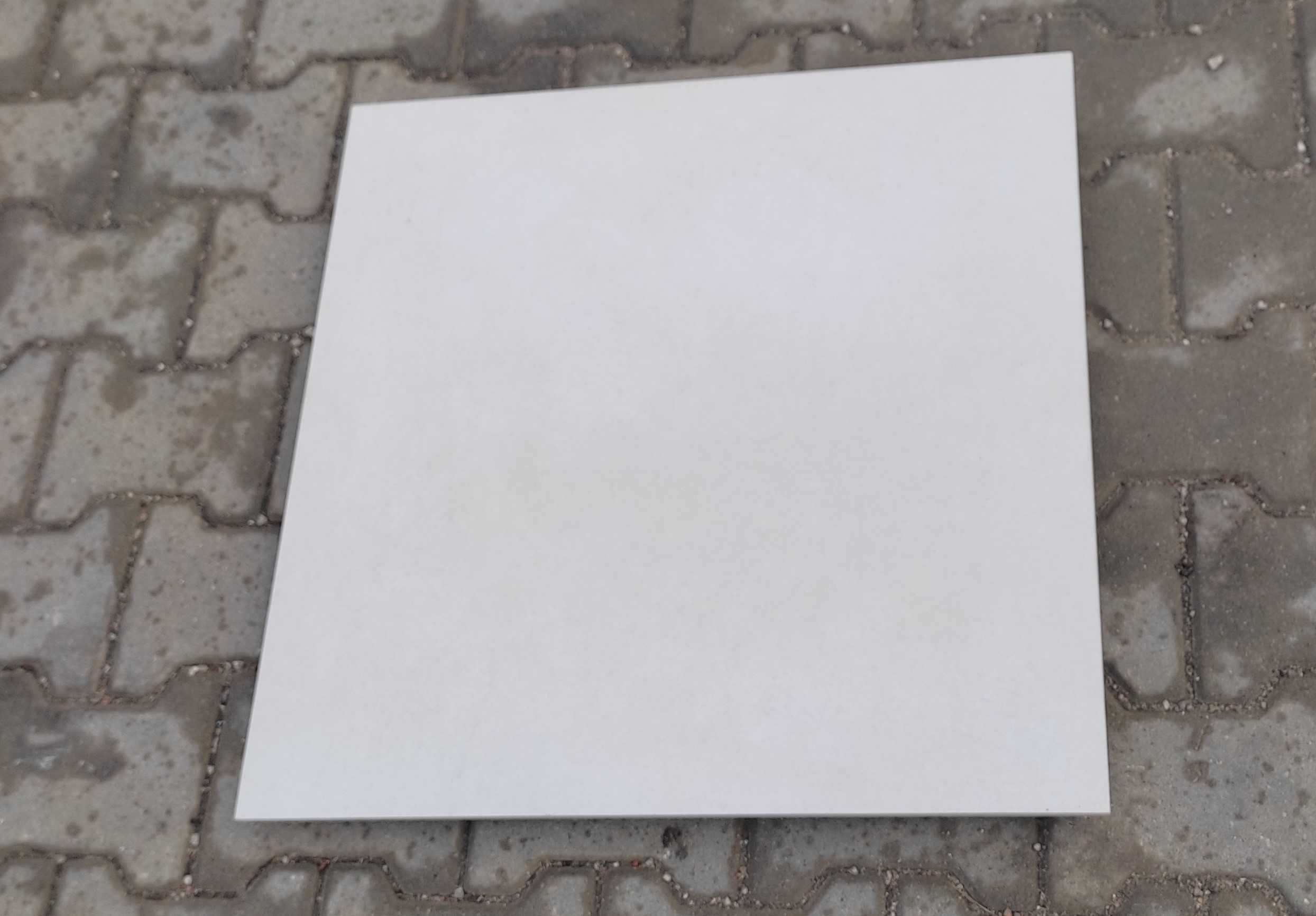 Okazja!  Płytki gresowe  Riviera White 60x60x0,8  cm.  Gatunek II