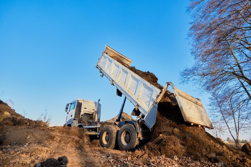 Prace ziemne, usługi koparką,wyburzenia, transport materiałów sypkich
