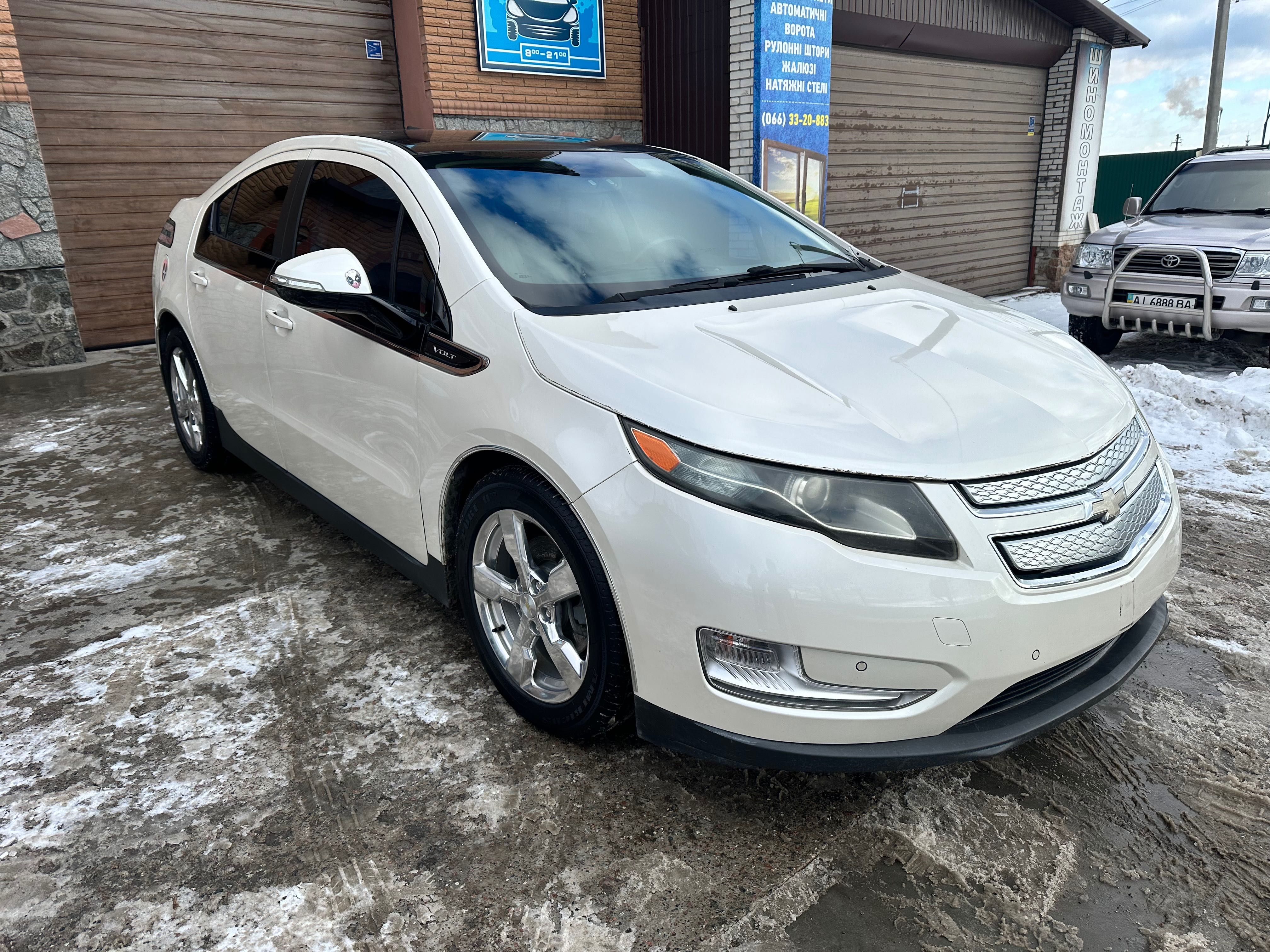 Продаю Chevrolet Volt 1 цілий без ДТП