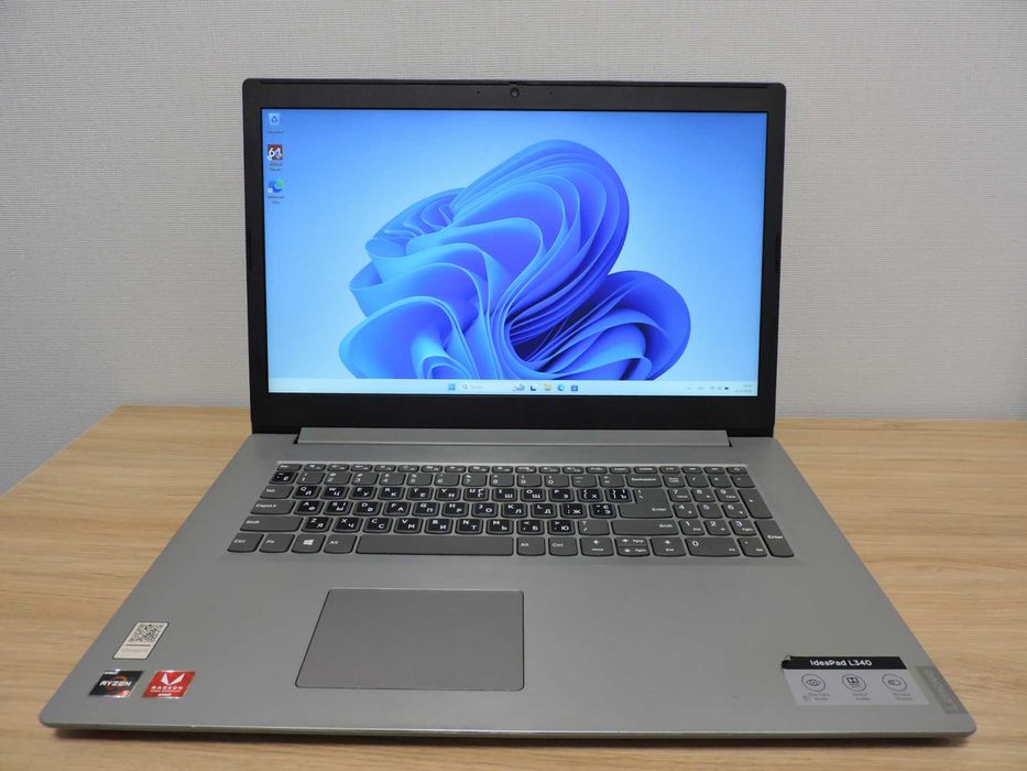 Lenovo Ideapad L340-17API/17.3"/Ryzen 5 3500U/16GB/256GB/Vega/