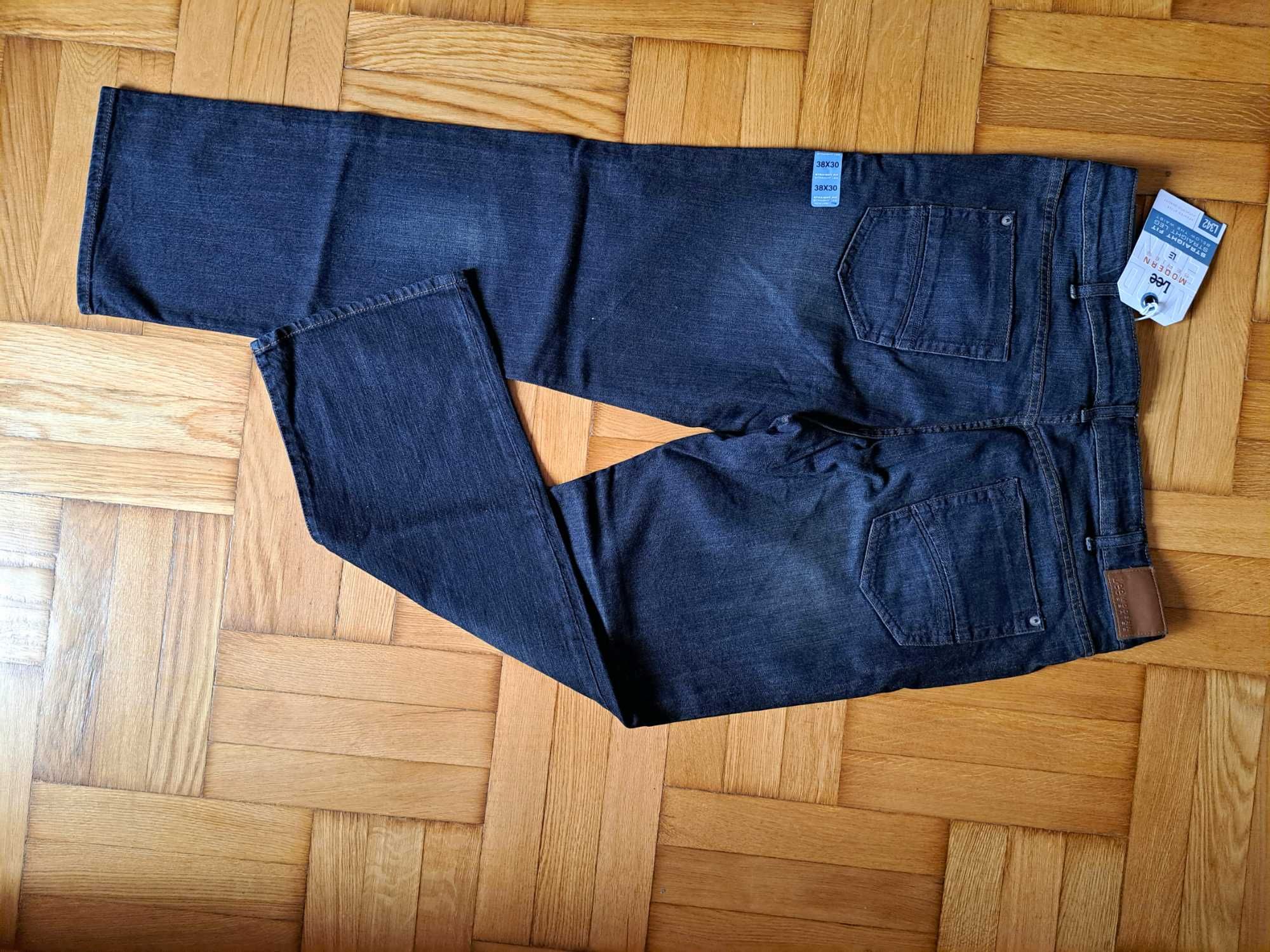 Lee Modern Series Straight Fit Straight Leg L342 Czarny kolor Nowy