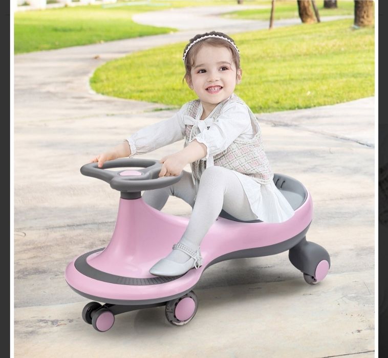 Jeździk chodzik dziecięcy samochodzik