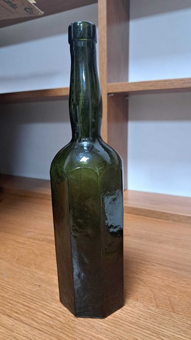 Zabytkowa butelka apteczna zielone szkło, 29 cm (298)