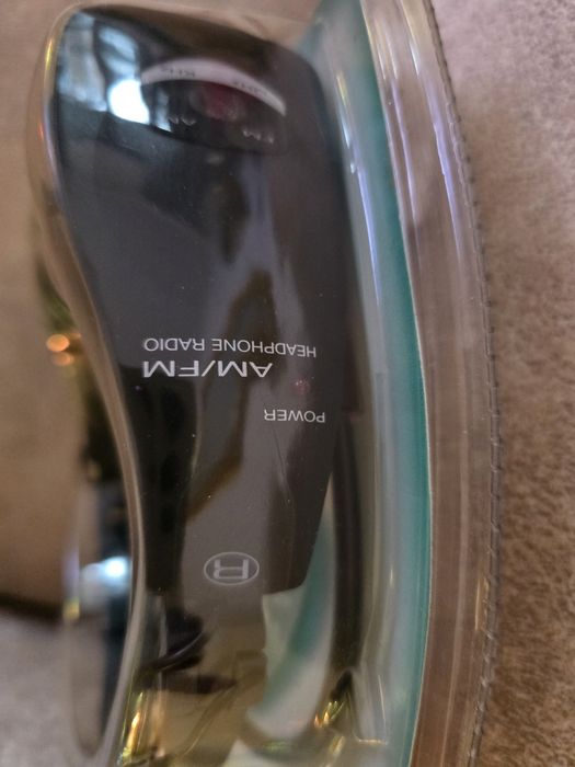 Nowe słuchawki Retro dla konesera