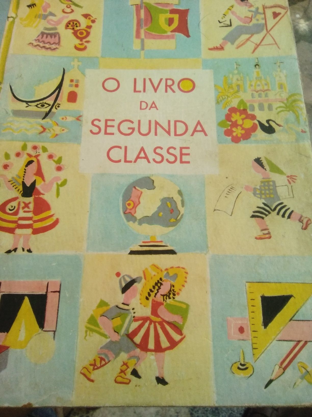 Livro escolar segunda classe