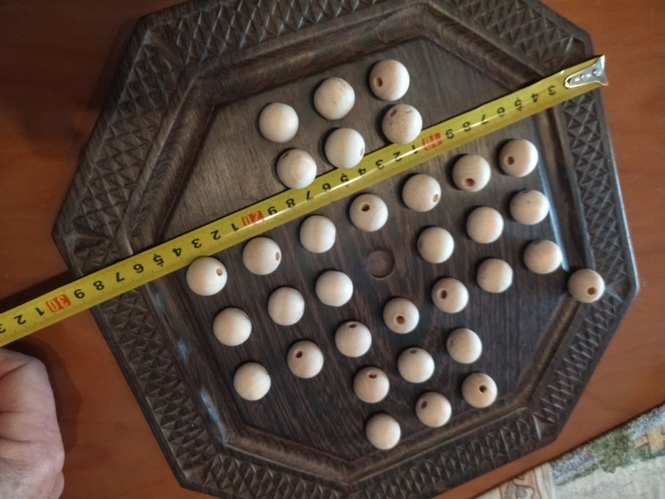 Jogo Solitário em Pau Preto