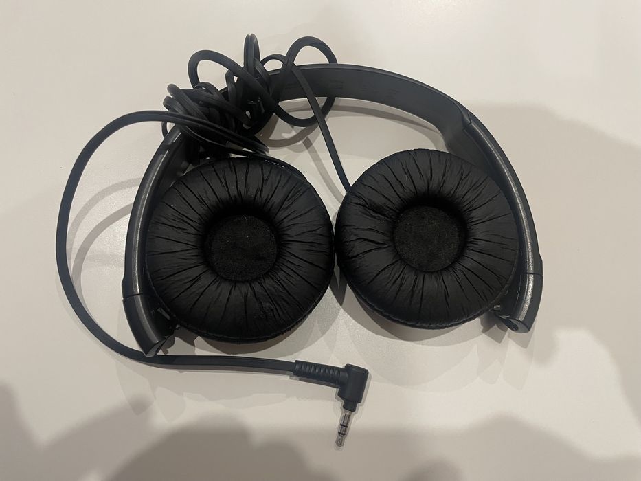 Headphones SONY com fios